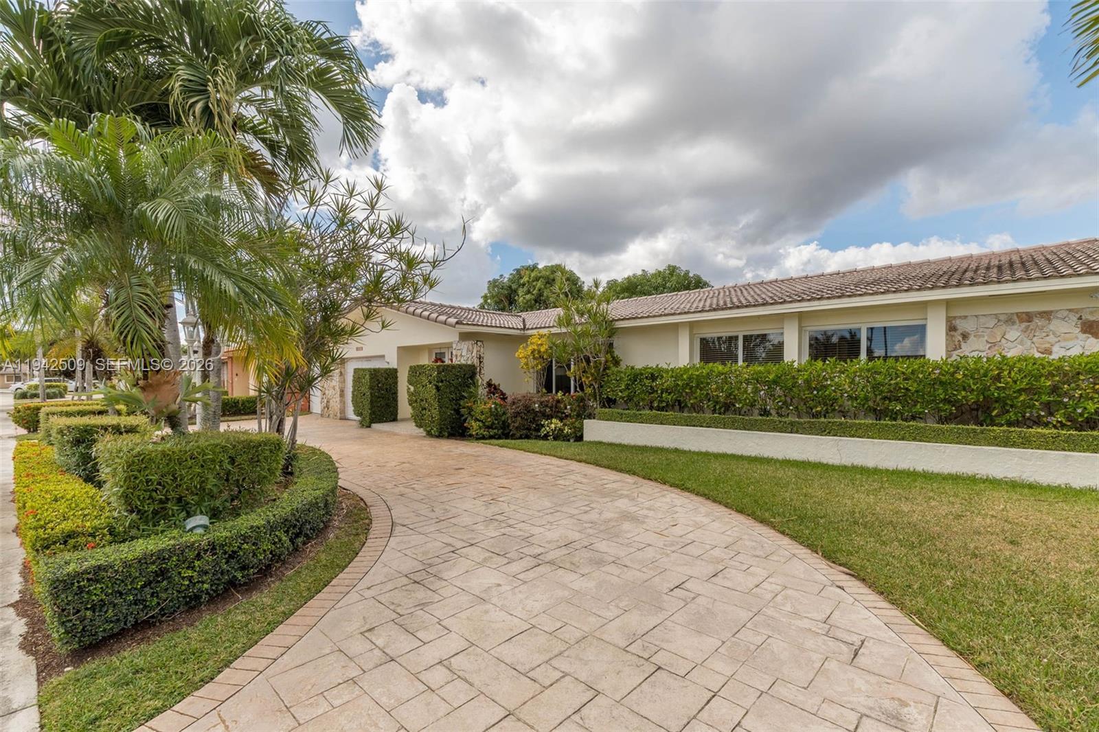 1804 SW 104th Ct, Miami FL 33165