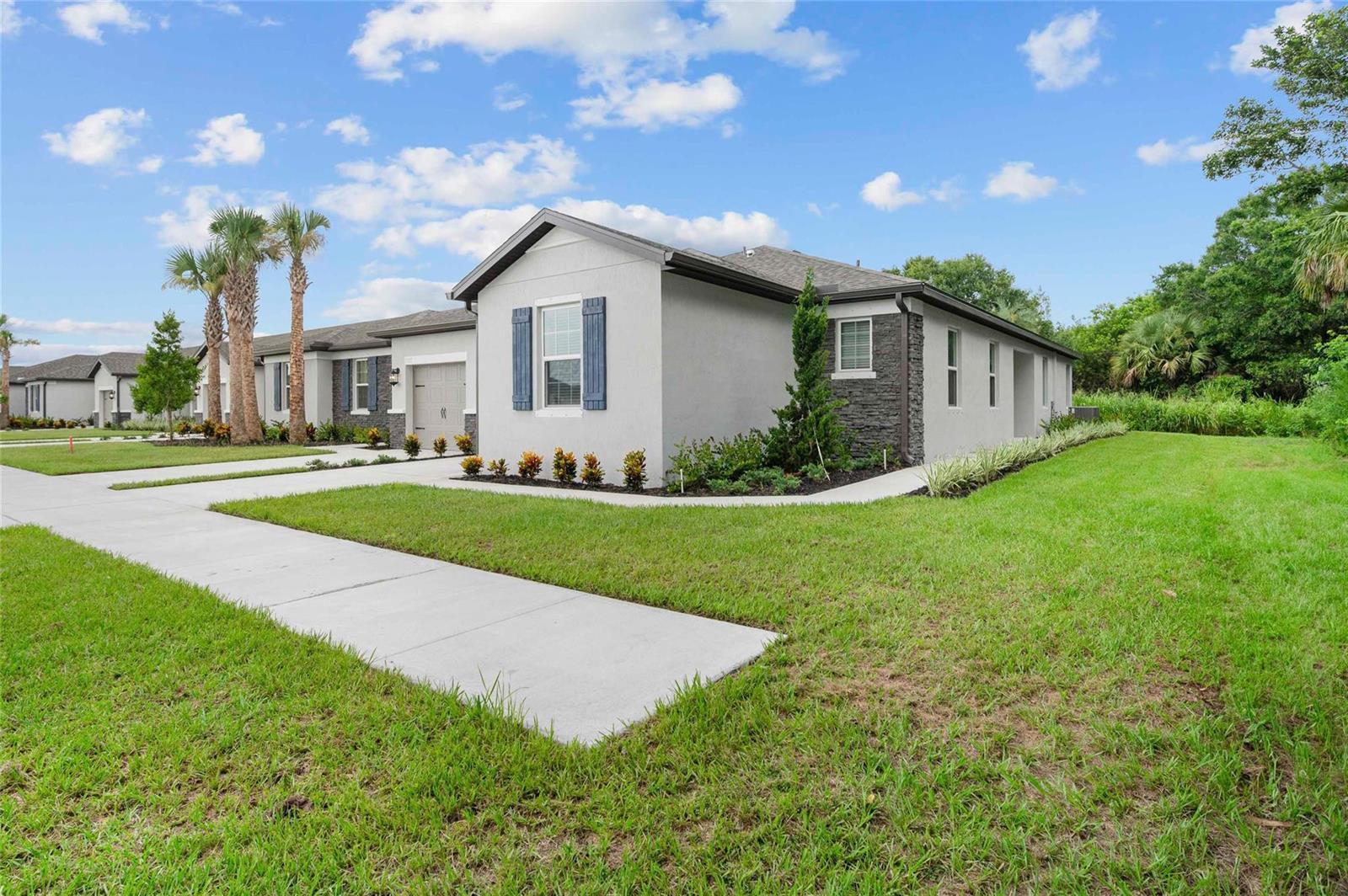 5400 Gladness Court, Fort Pierce FL 34947 photo 2