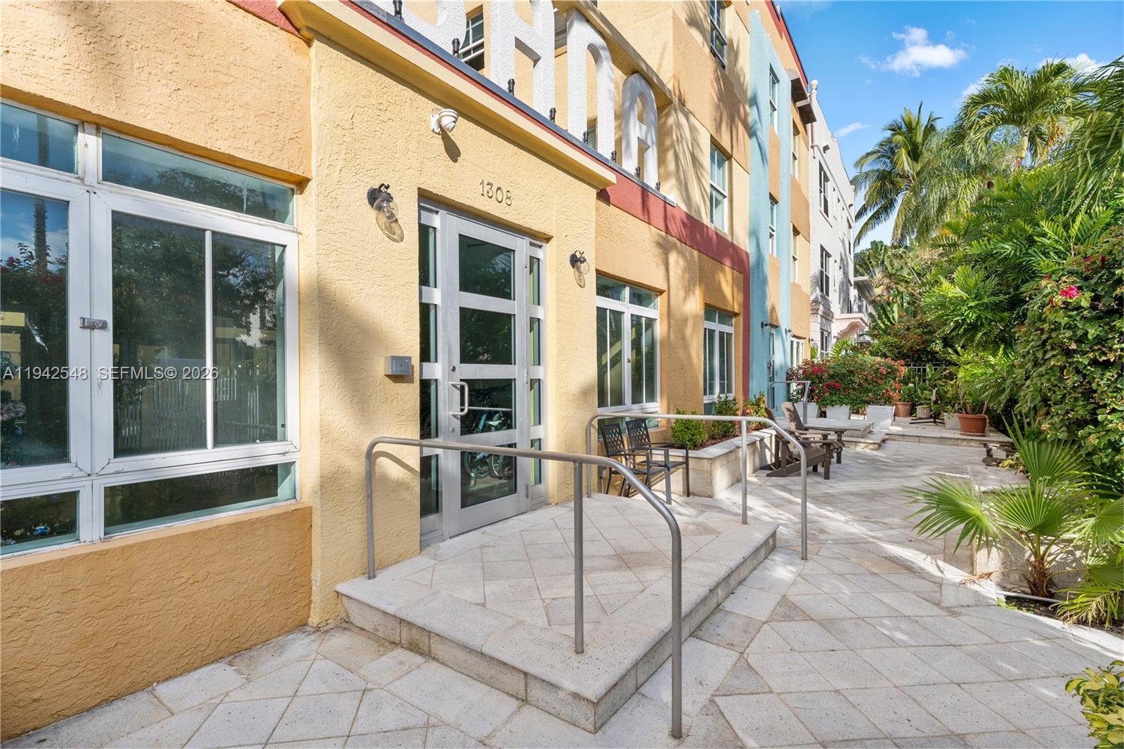 1308 SW Drexel Ave # 209, Miami Beach FL 33139 photo 3