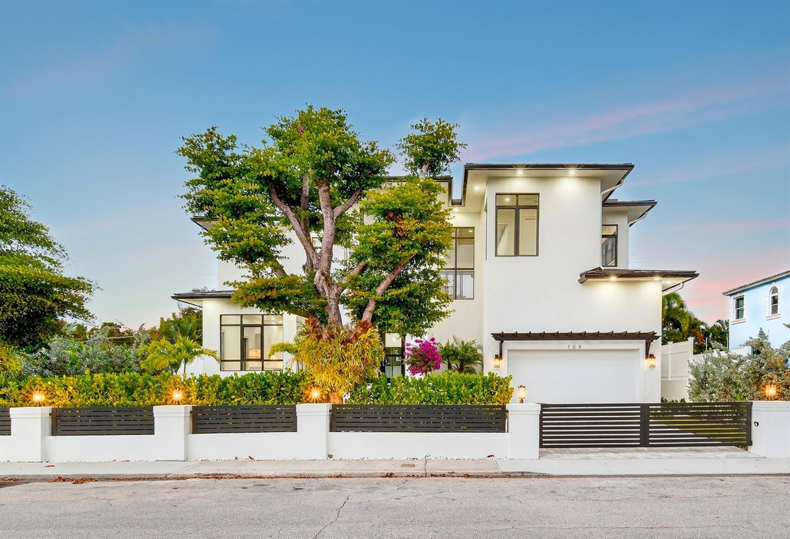 109 Arlington Place, West Palm Beach FL 33405