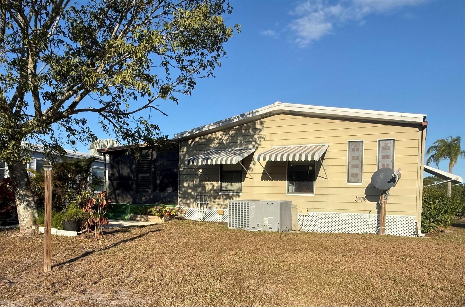 69 Las Casitas Court, Fort Pierce FL 34951 photo 3