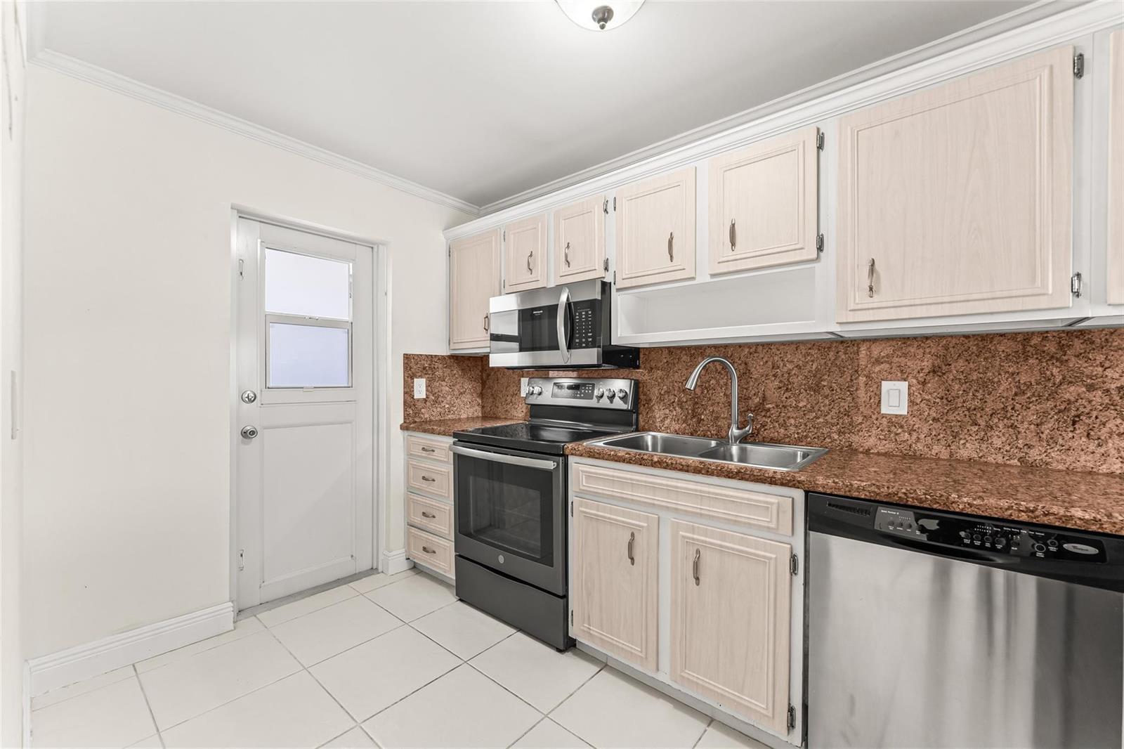 4500 N Federal Highway # 344e, Lighthouse Point FL 33064 photo 2