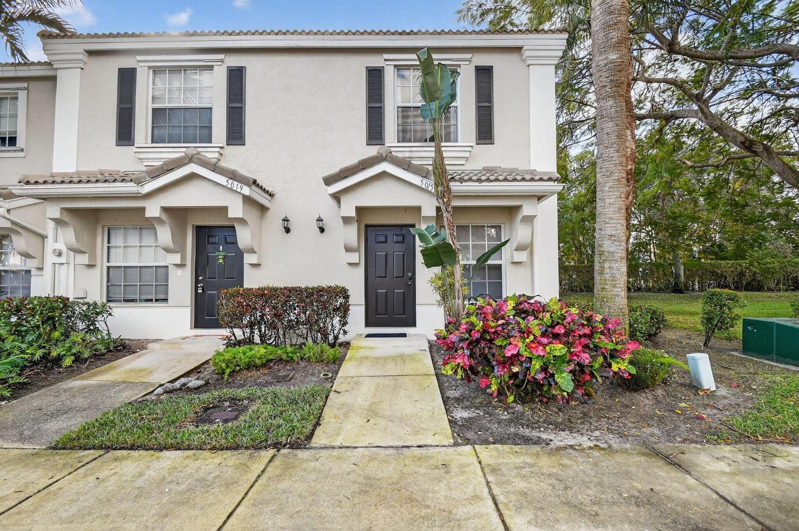 5015 Palmbrooke Circle, West Palm Beach FL 33417 photo 2