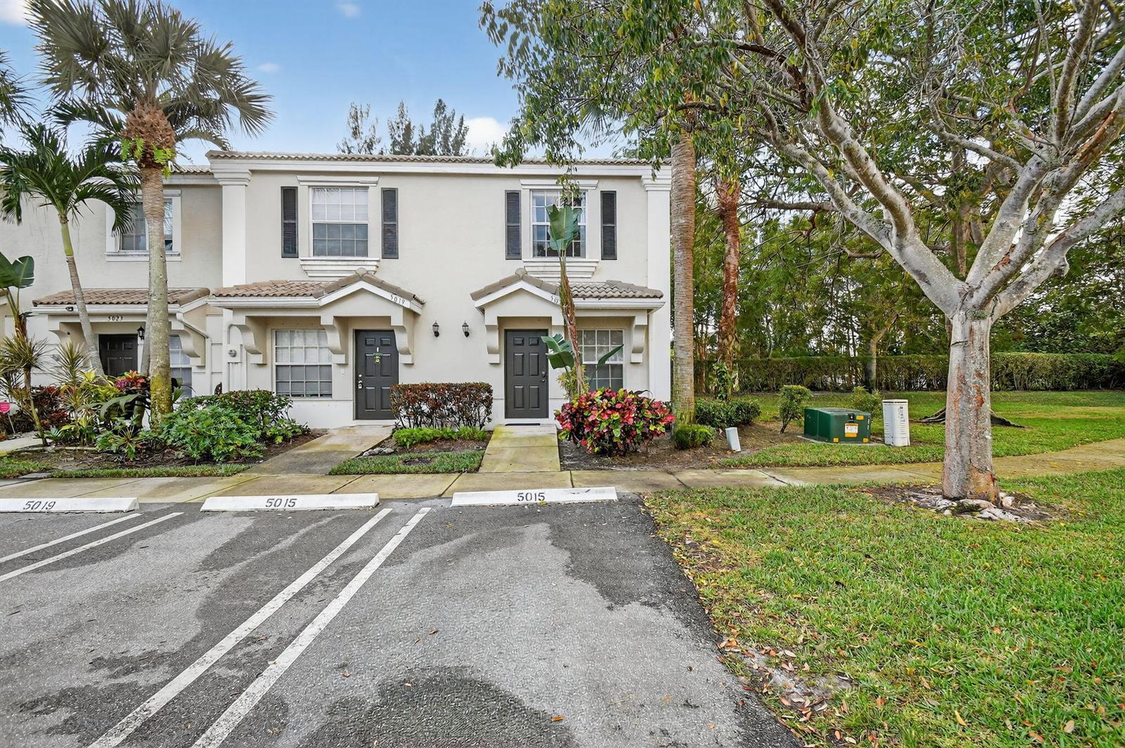 5015 Palmbrooke Circle, West Palm Beach FL 33417 photo 3