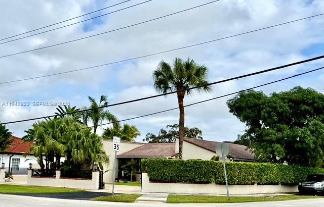 2725 SW 102nd Ave, Miami FL 33165 photo 2