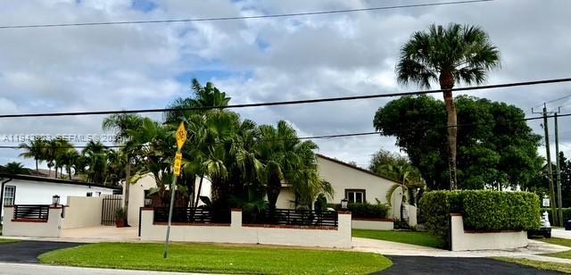 2725 SW 102nd Ave, Miami FL 33165 photo 4