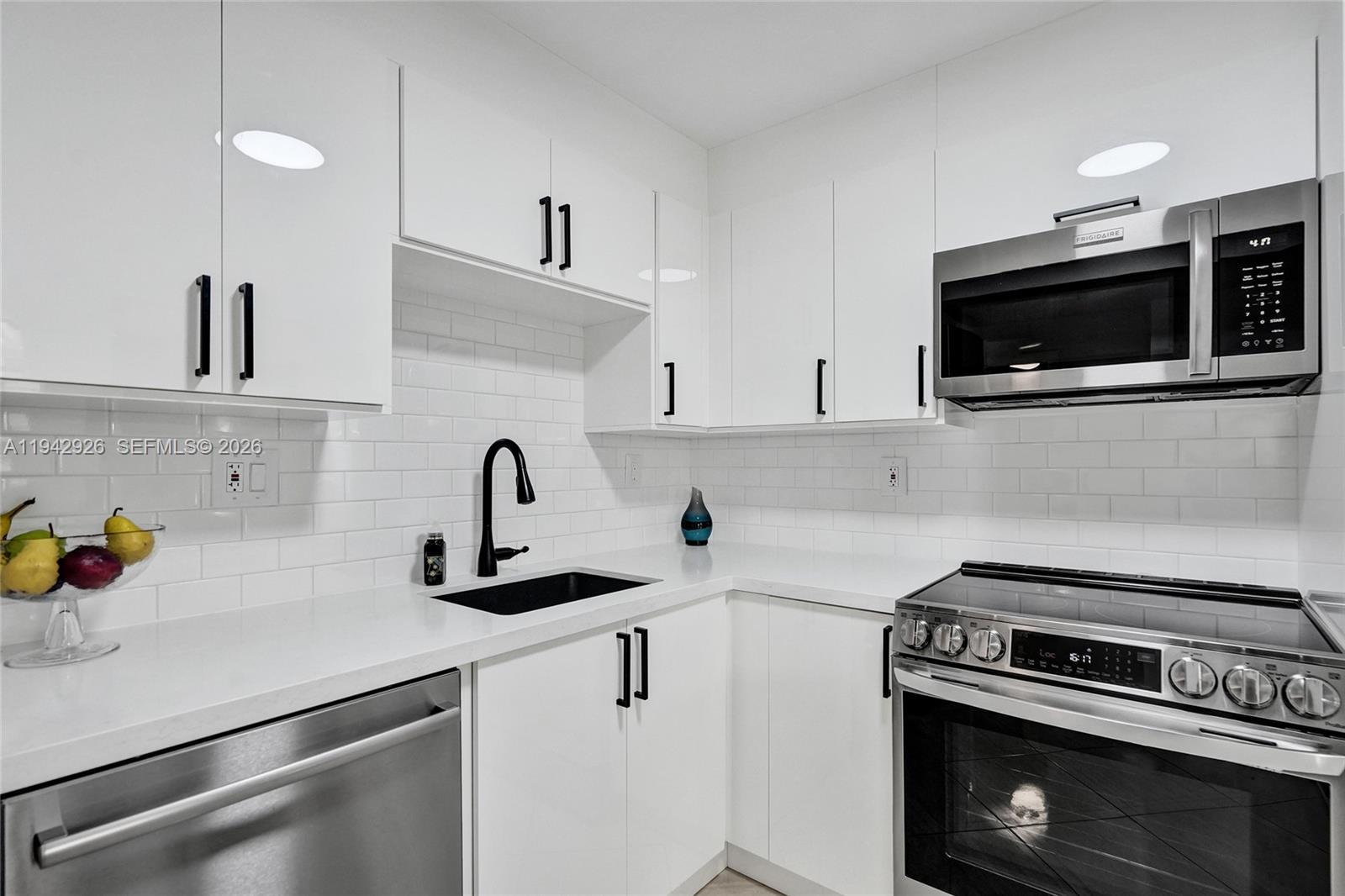 1849 S Ocean Dr # 408, Hallandale Beach FL 33009 photo 2