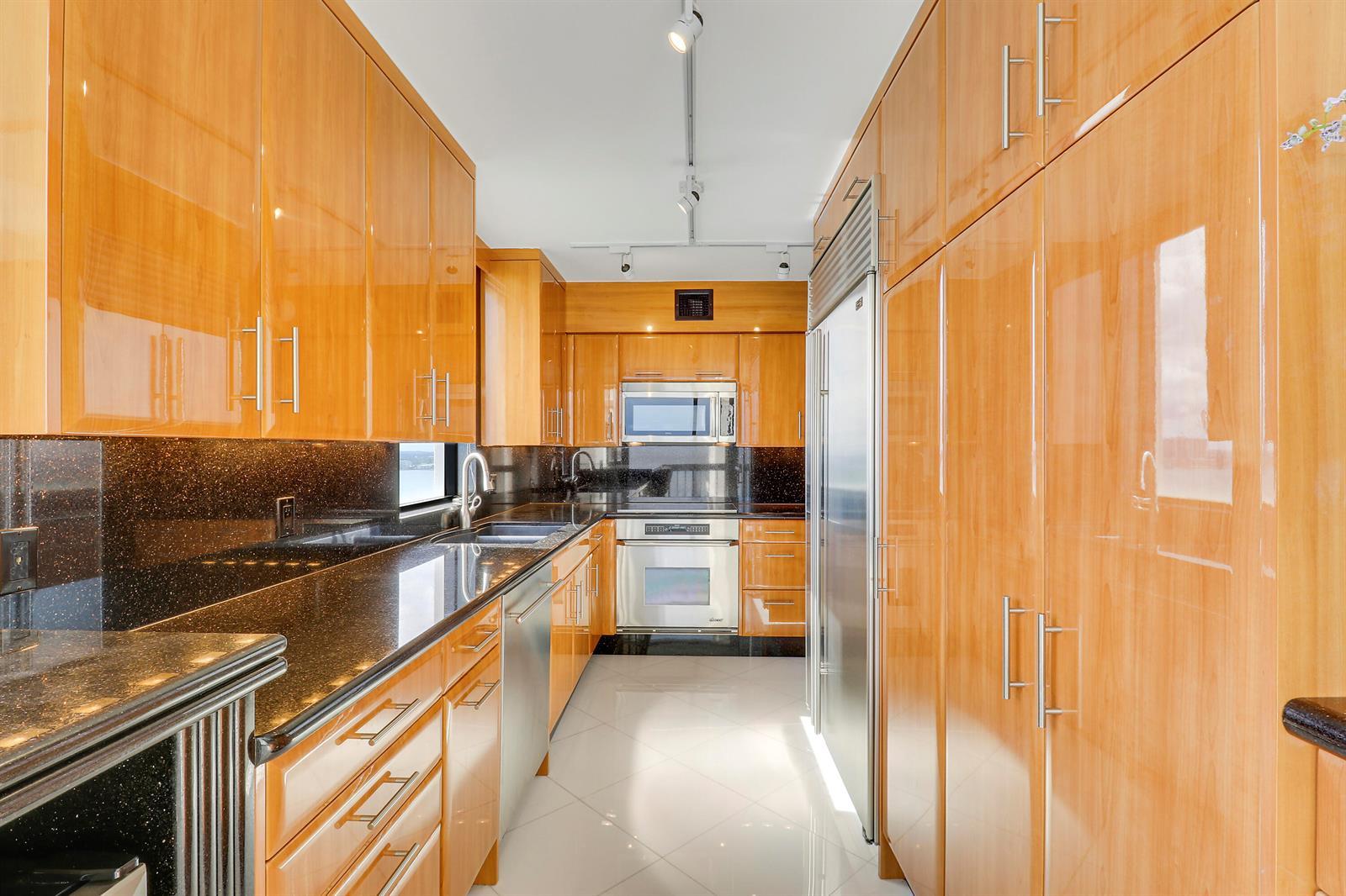 5380 N Ocean Drive # 20b, Singer Island FL 33404 photo 4