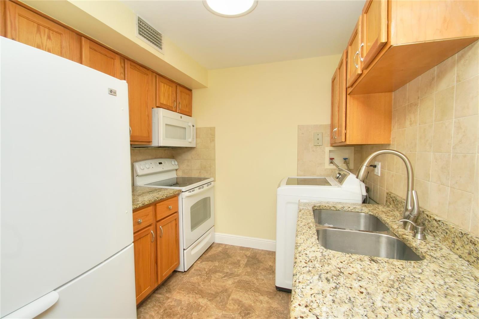 10762 La Placida Drive # 205, Coral Springs FL 33065 photo 5