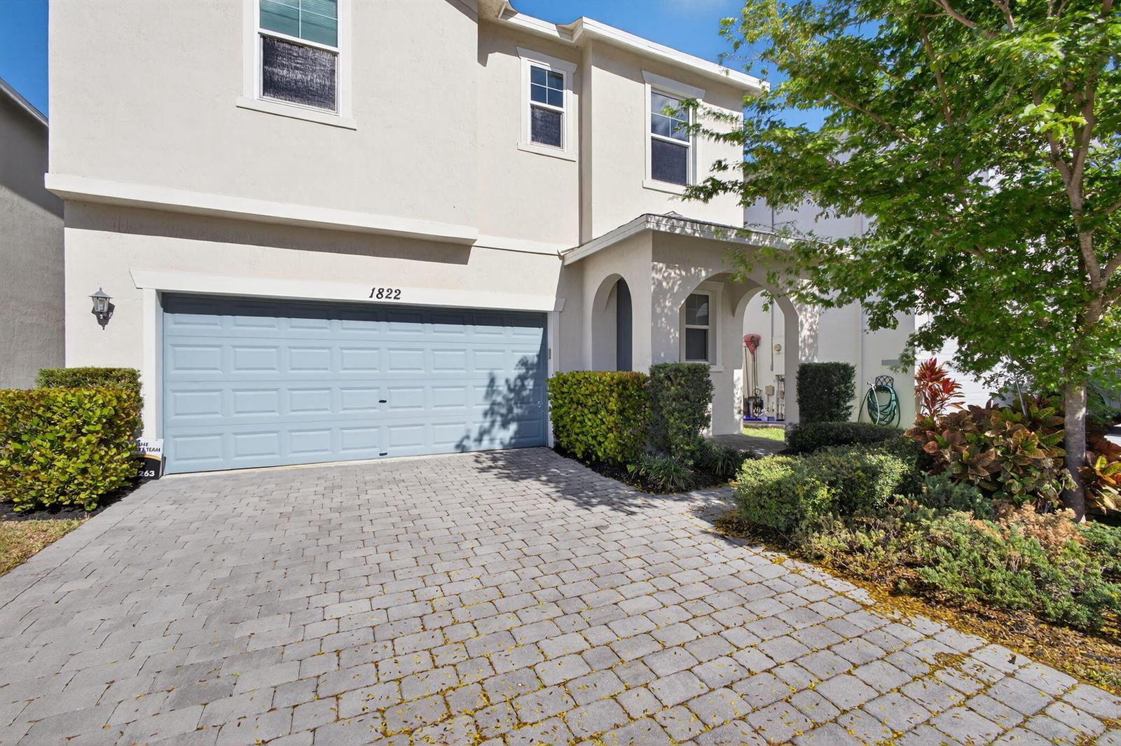 1822 Lake Cove Drive, Lake Worth FL 33460