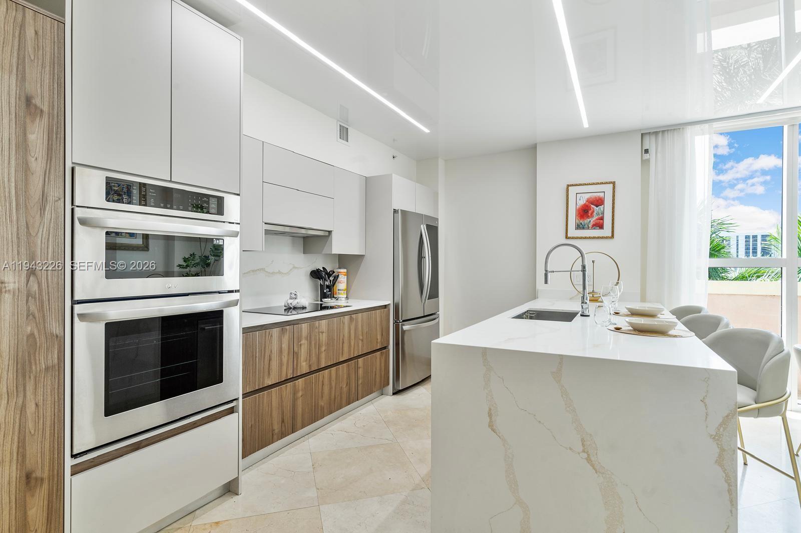 17555 Atlantic Blvd # 508, Sunny Isles Beach FL 33160 photo 2