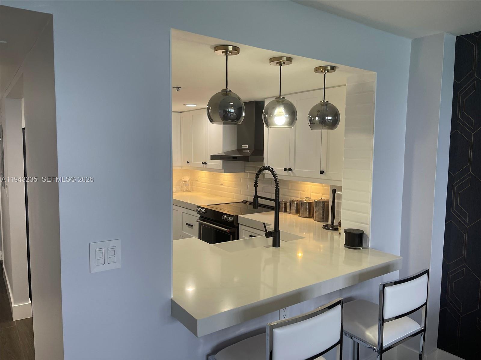 2555 Collins Ave # 1409, Miami Beach FL 33140 photo 4