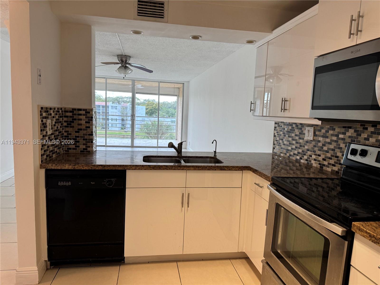 1831 Sabal Palm Dr # 403, Davie FL 33324 photo 3