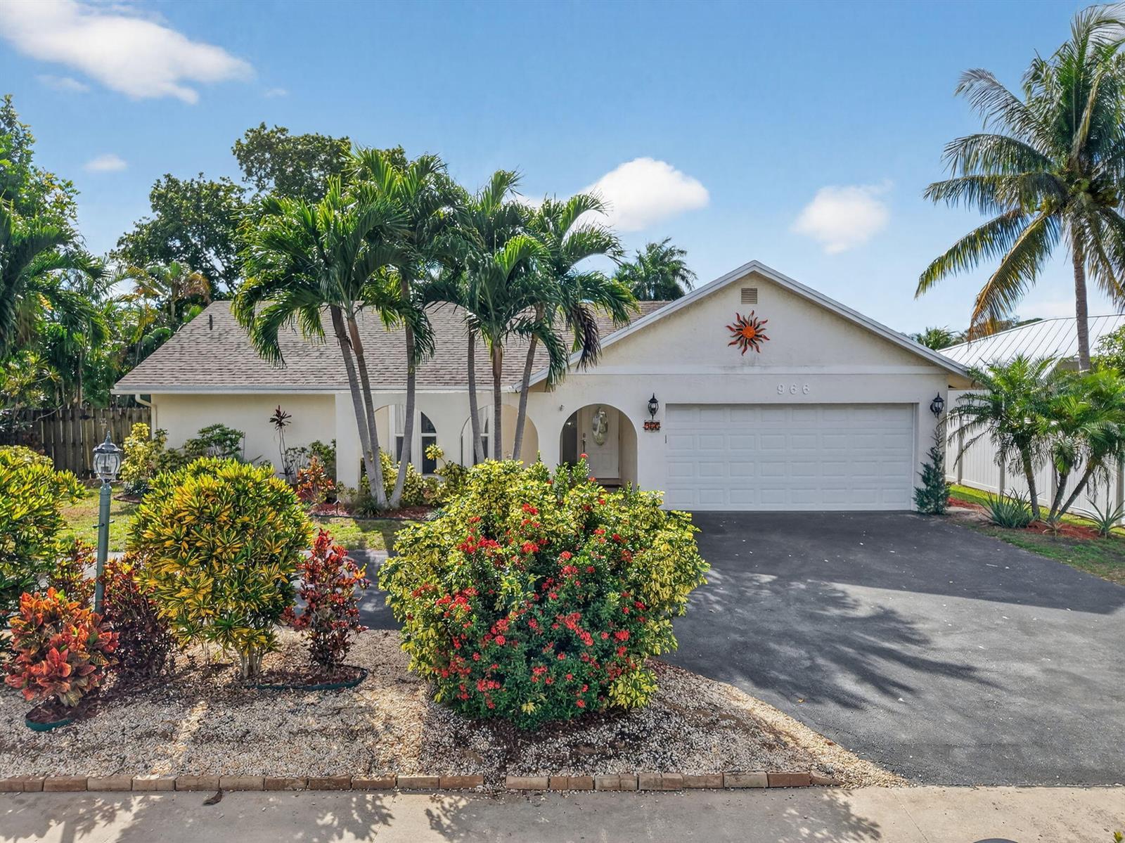 966 NW 37th Avenue, Delray Beach FL 33445 photo 2