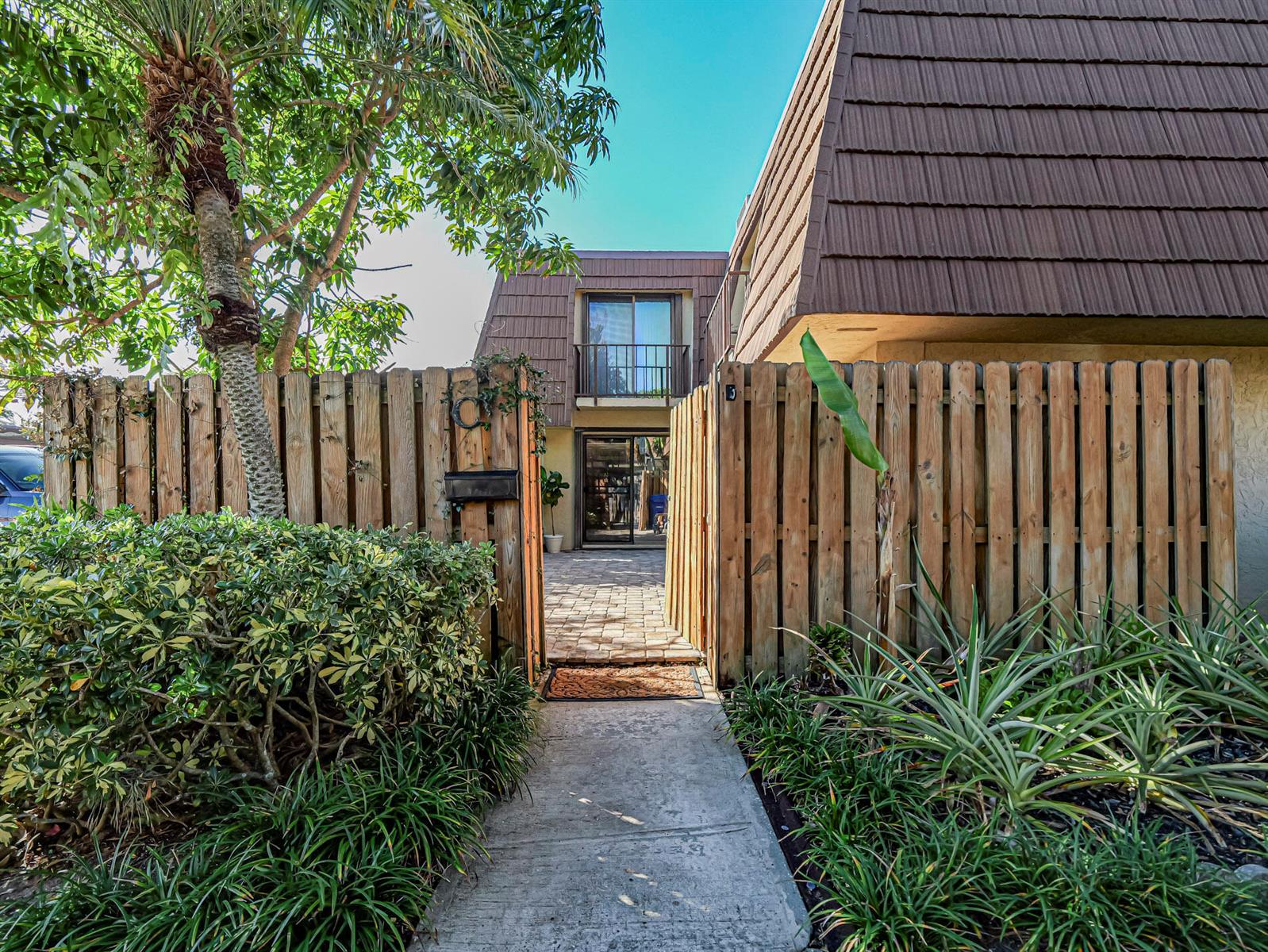 1166 6th Avenue # 14c, Vero Beach FL 32960 photo 2