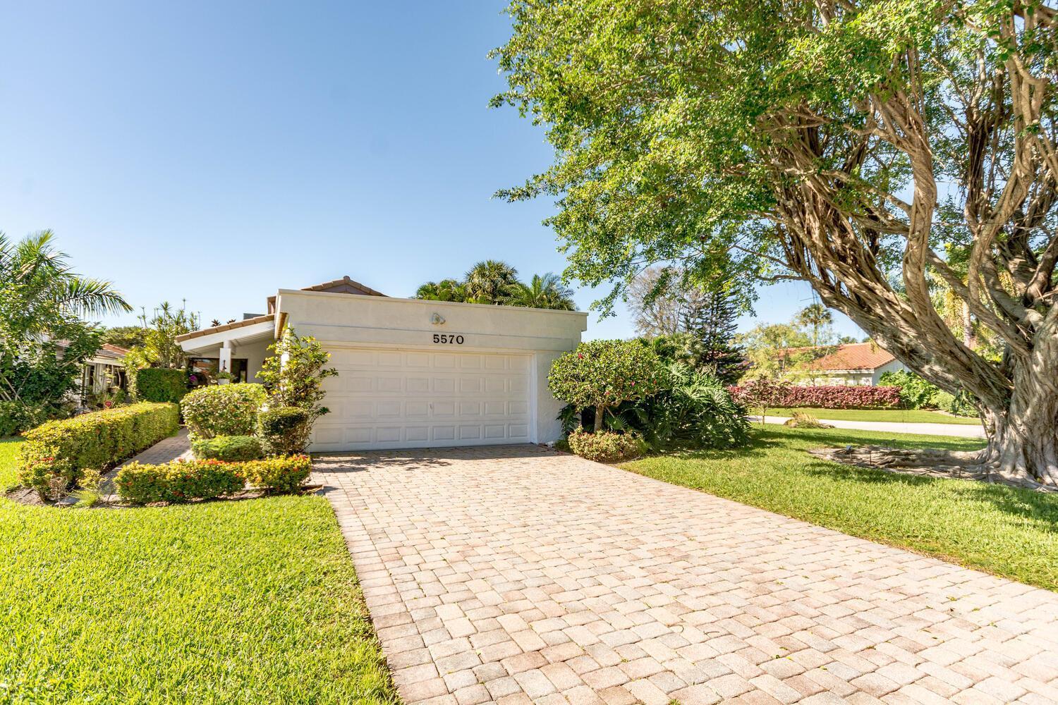 5570 Piping Rock Drive, Boynton Beach FL 33437 photo 3