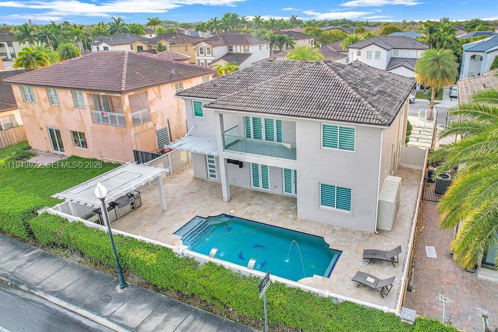 18061 NW 87th Ct, Hialeah FL 33018 photo 3