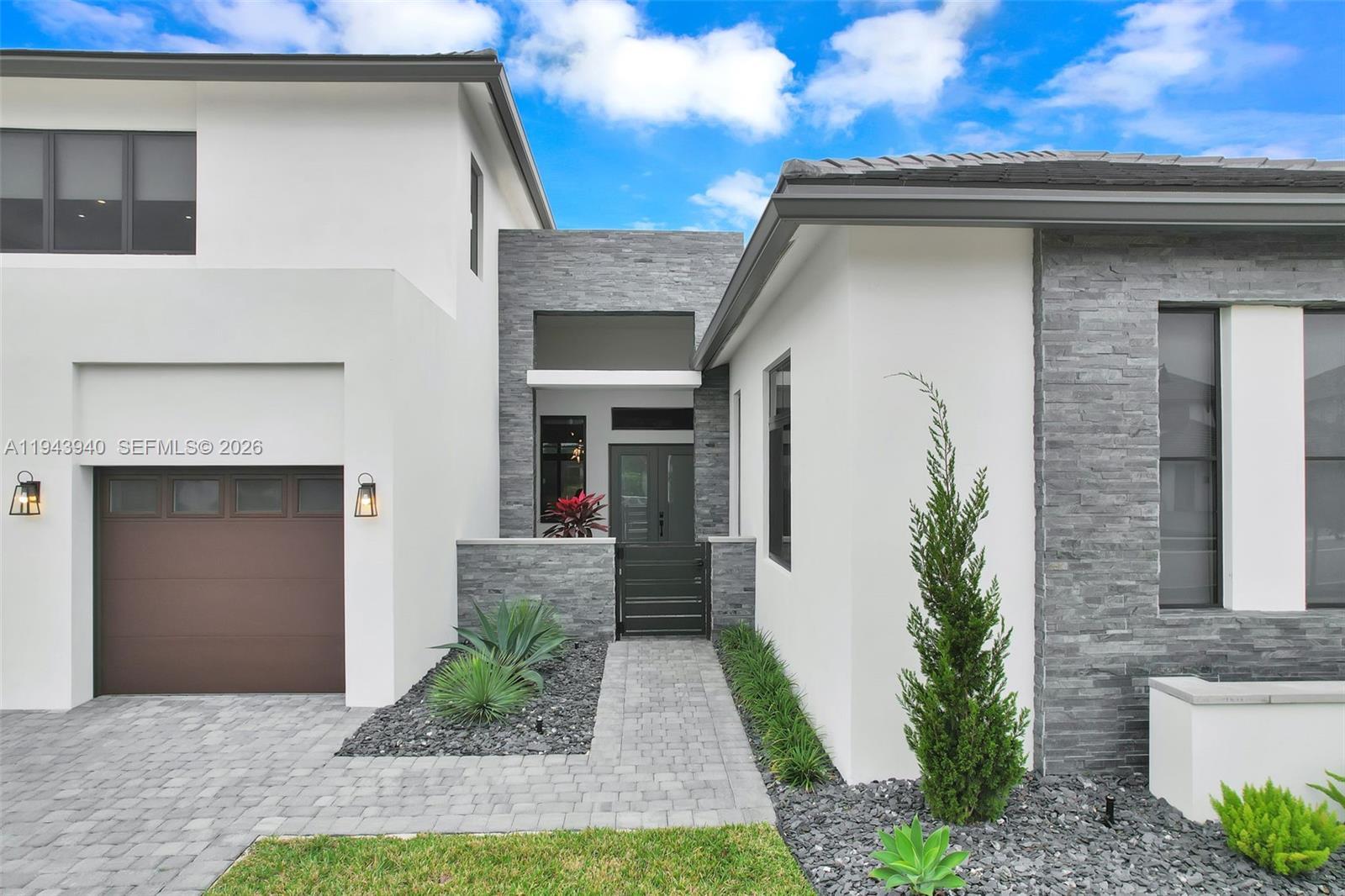 5765 SW 104th Ter, Cooper City FL 33328 photo 3