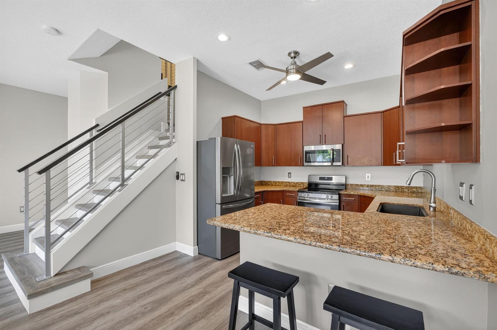 3024 NE 5th Terrace # 10, Wilton Manors FL 33334 photo 4