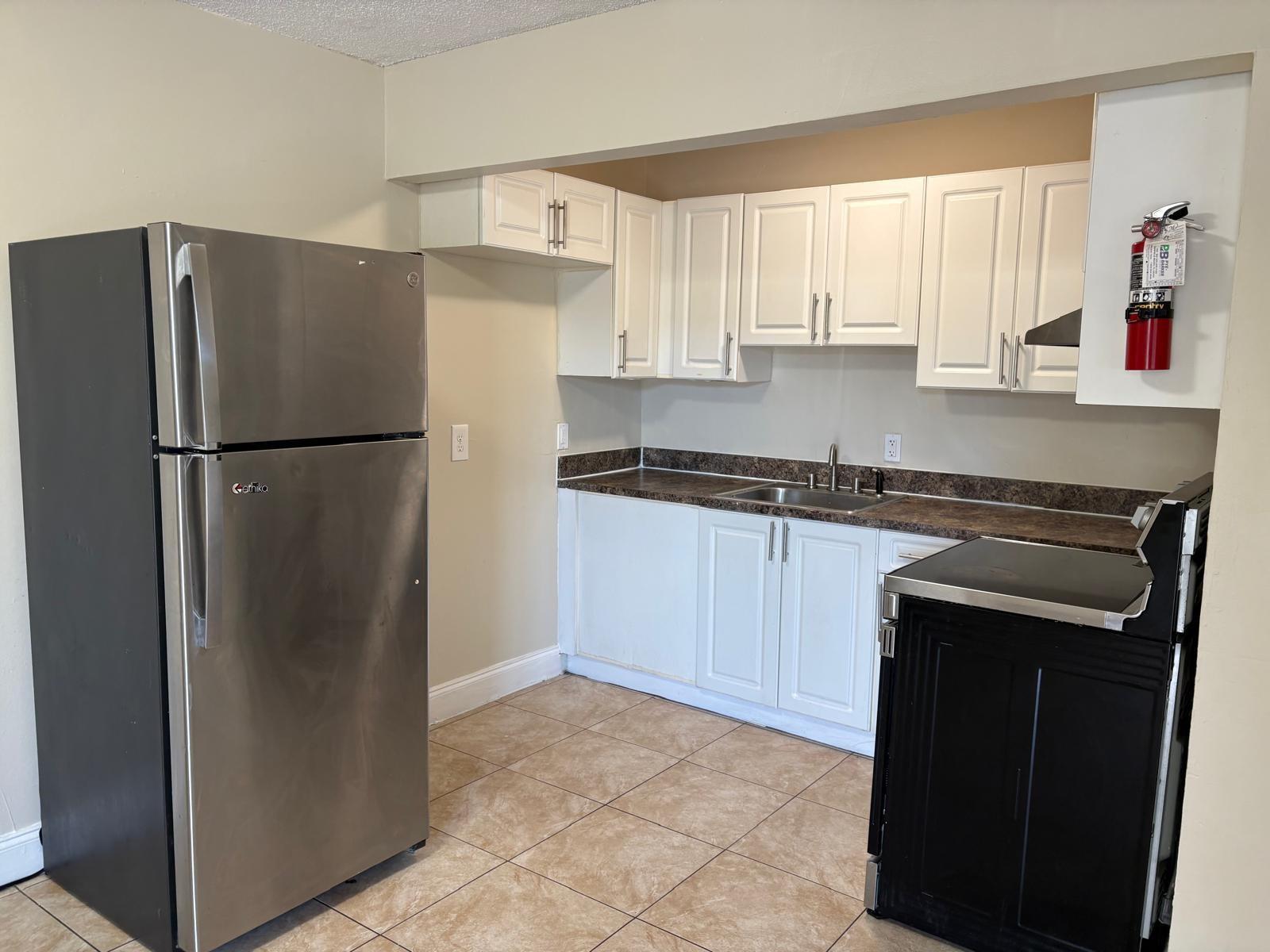 5811 NW 17th Place # L, Sunrise FL 33313