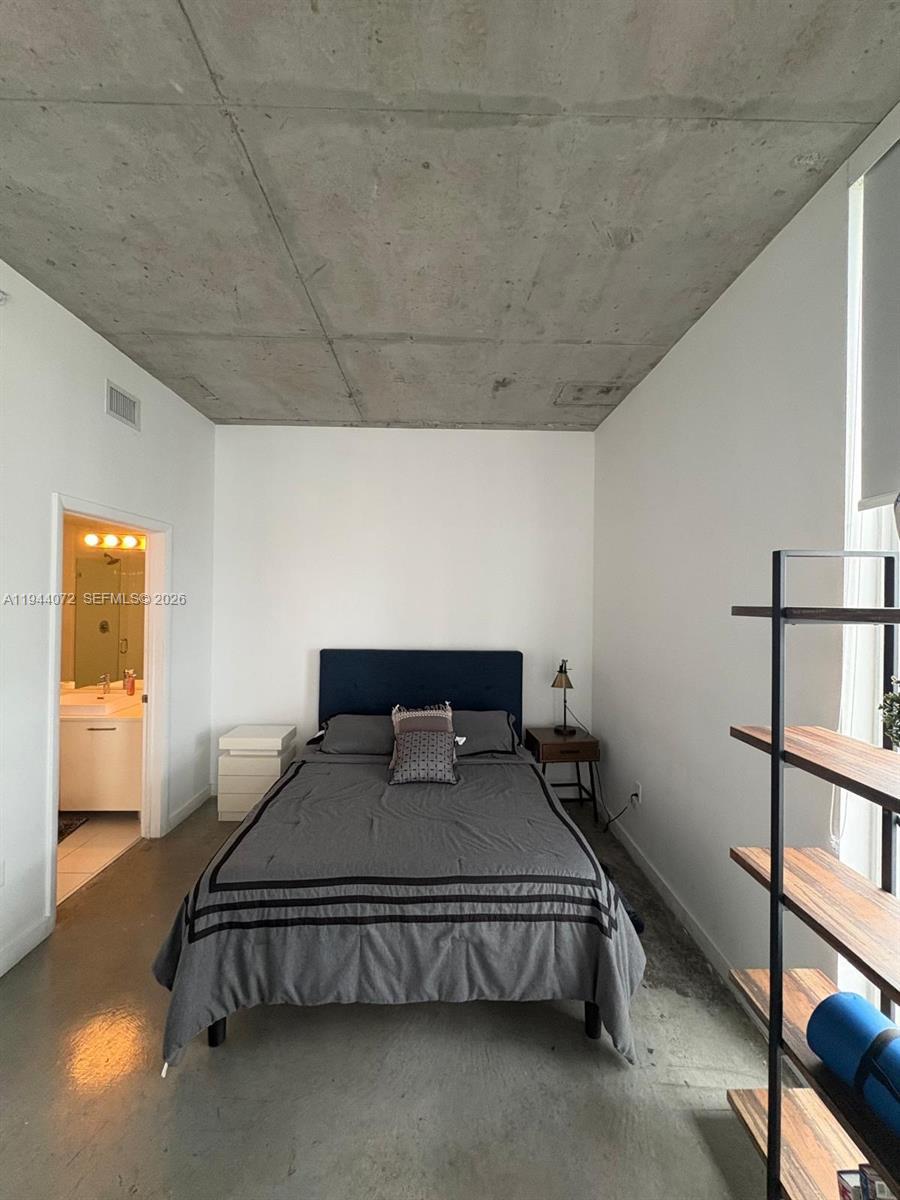 151 SE 1st St # 3404, Miami FL 33131 photo 3
