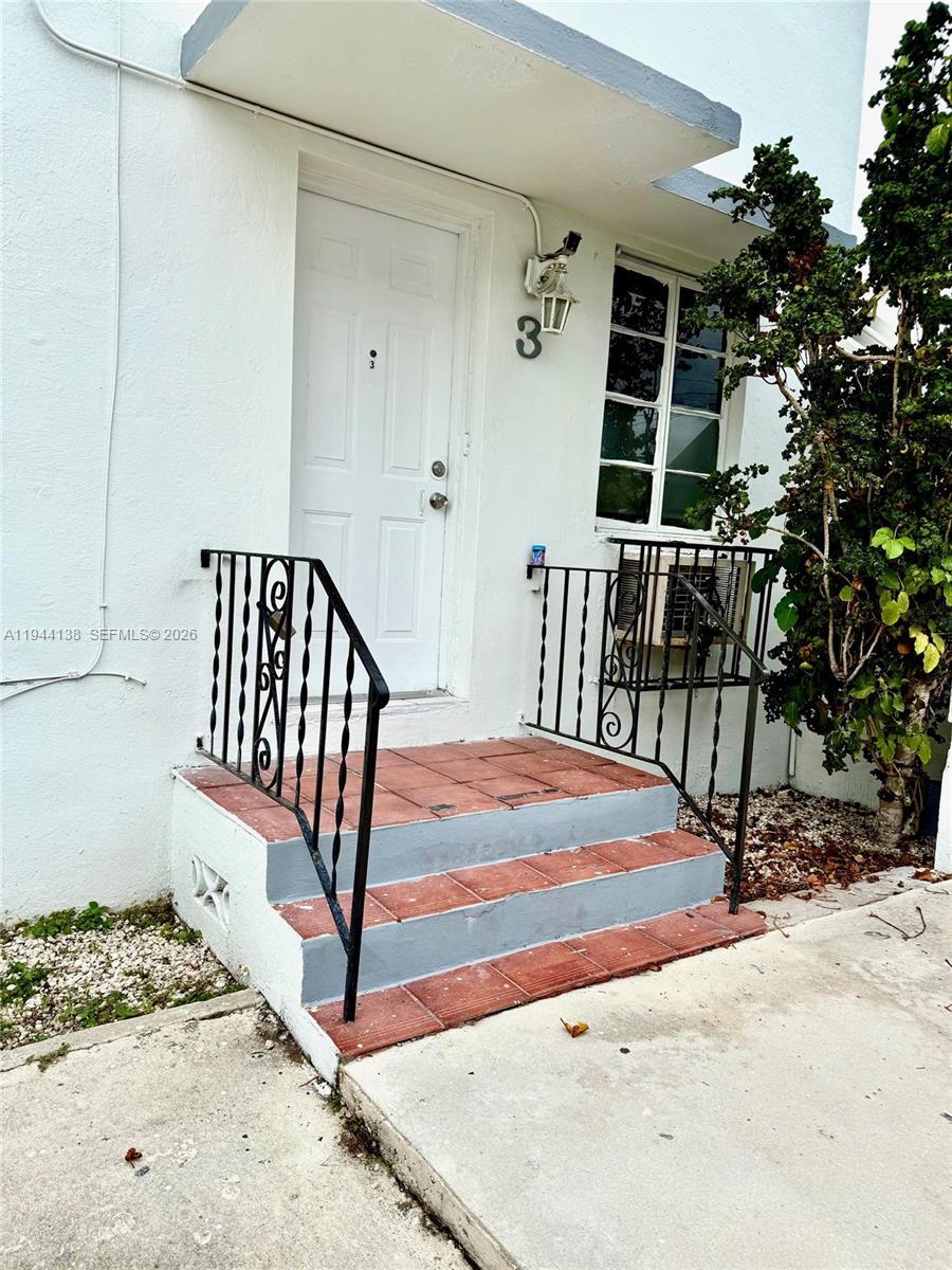 711 SW 11th St # 3, Miami FL 33129 photo 2