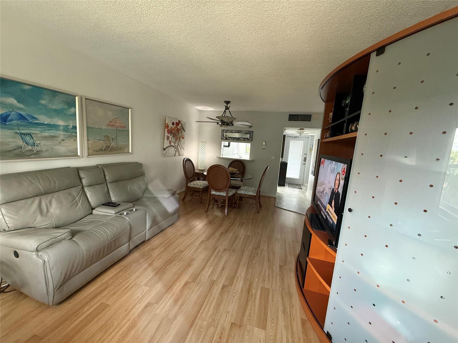 3431 NW 50th Avenue # 304, Lauderdale Lakes FL 33319 photo 5