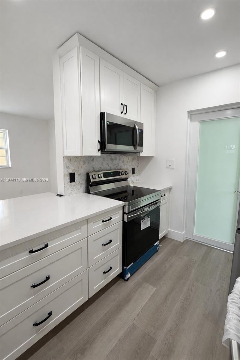 363 Washington Ave # 35, Miami Beach FL 33139 photo 2