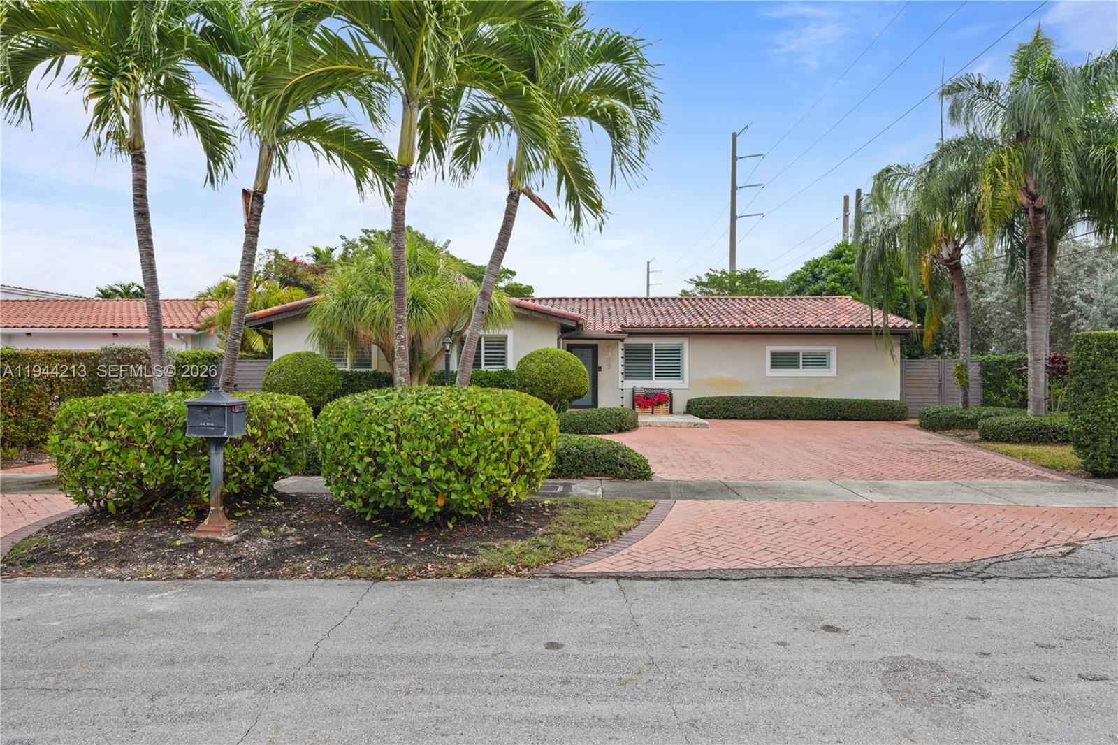 7145 SW 92nd Ct, Miami FL 33173 photo 2