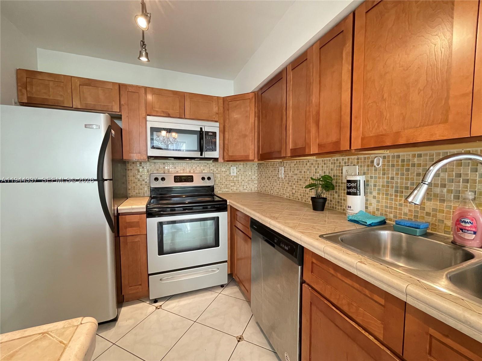 851 Three Islands Blvd # 106, Hallandale Beach FL 33009 photo 3