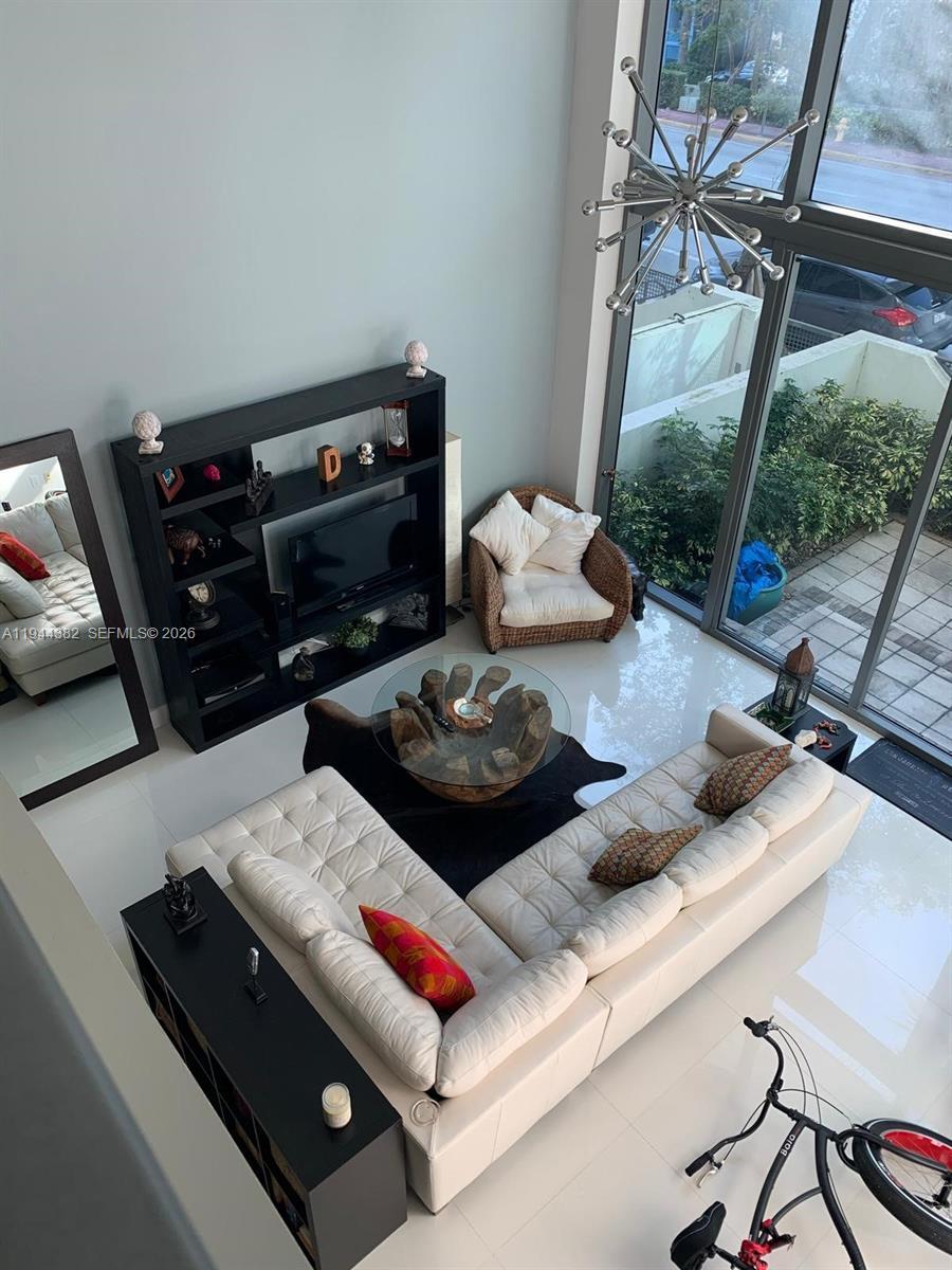 6000 Collins Ave unit 136, Miami Beach FL 33140 photo 2