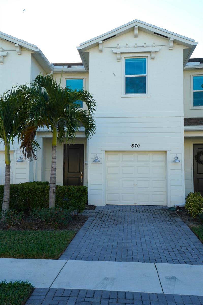 870 SE Grovebush Lane, Port St. Lucie FL 34984 photo 4