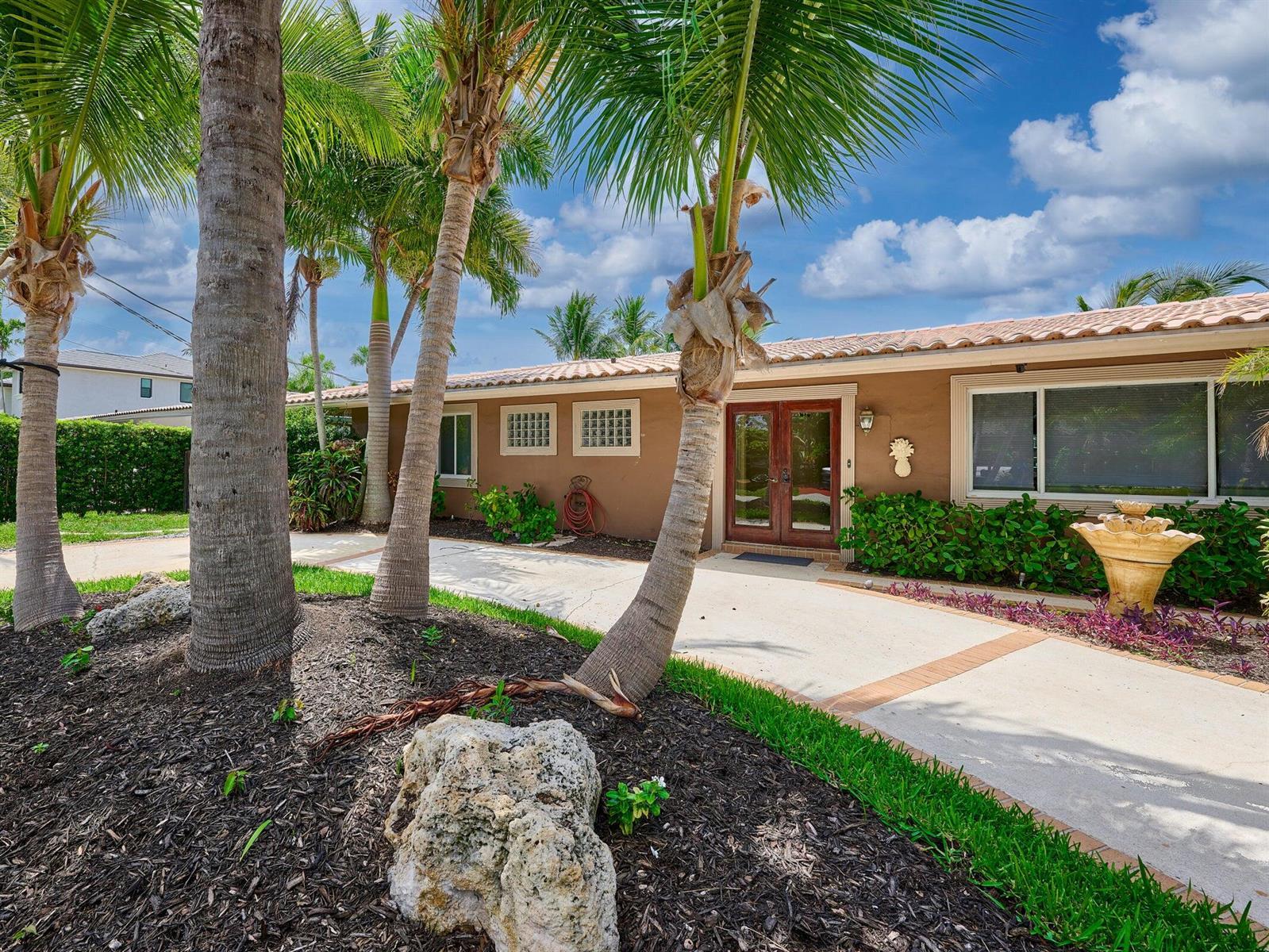2810 NE 48th Court, Lighthouse Point FL 33064 photo 3