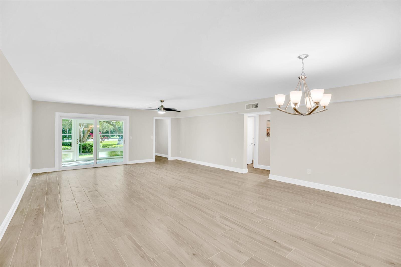 2333 Indian River Boulevard # 108, Vero Beach FL 32960 photo 2