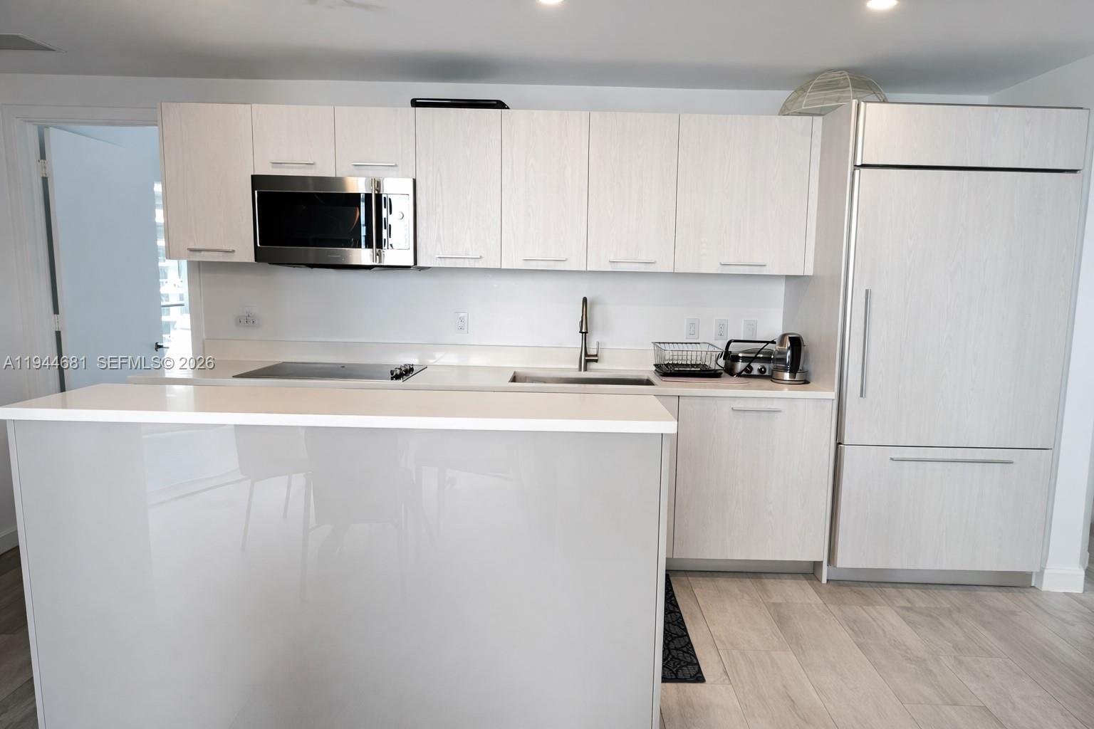 45 SW 9th St # 3008, Miami FL 33130 photo 4