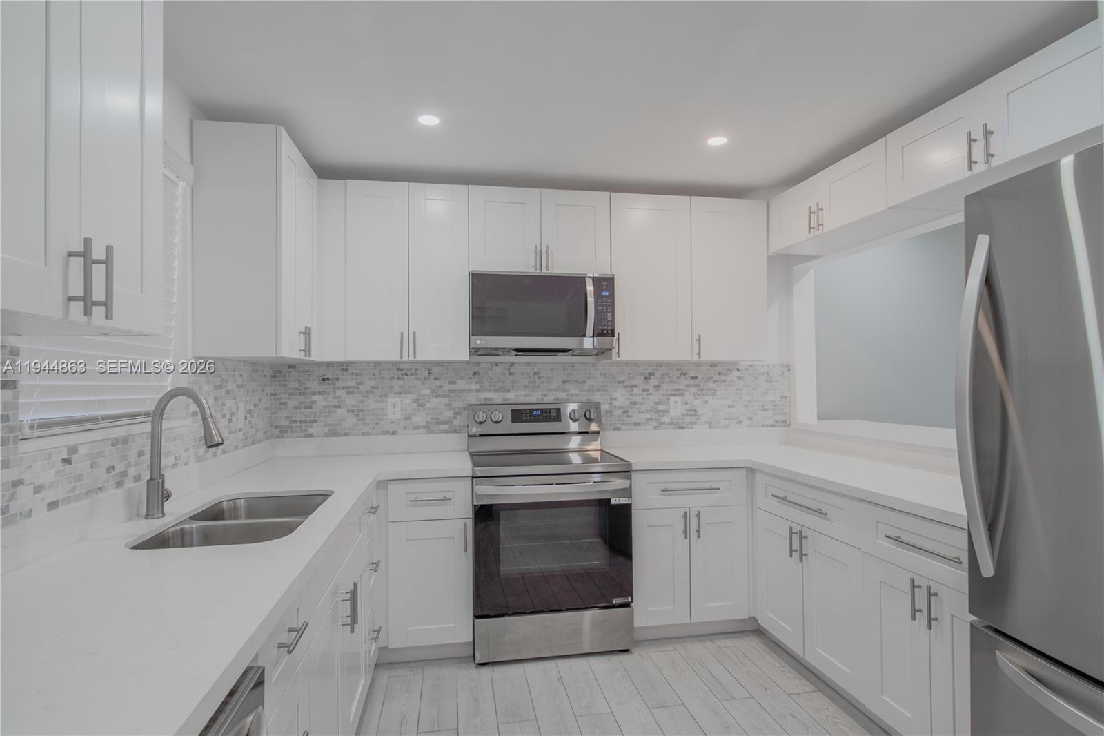 2830 Riverside Dr # 3, Coral Springs FL 33065 photo 2