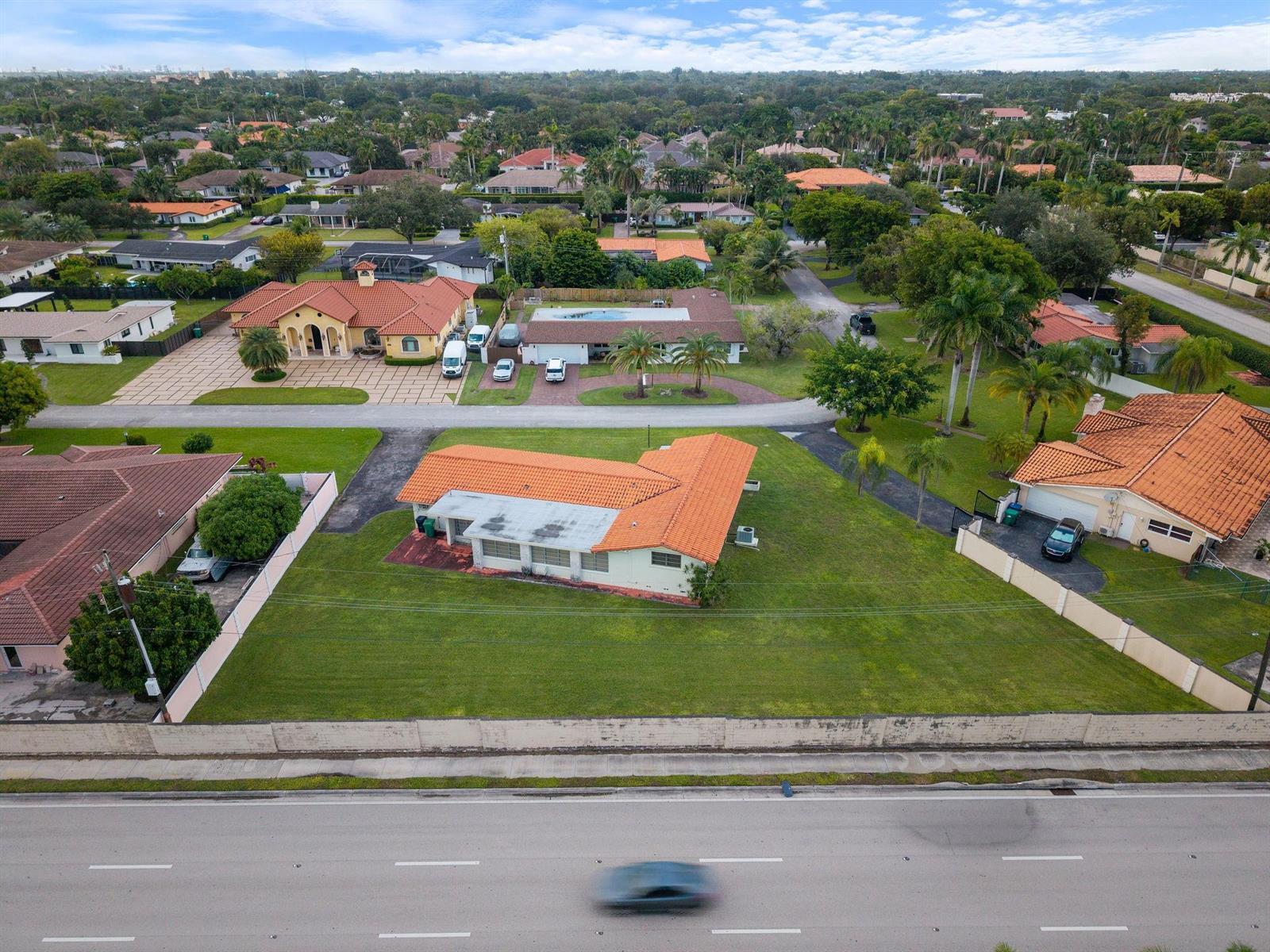 8230 SW 87th Terrace, Miami FL 33143 photo 3
