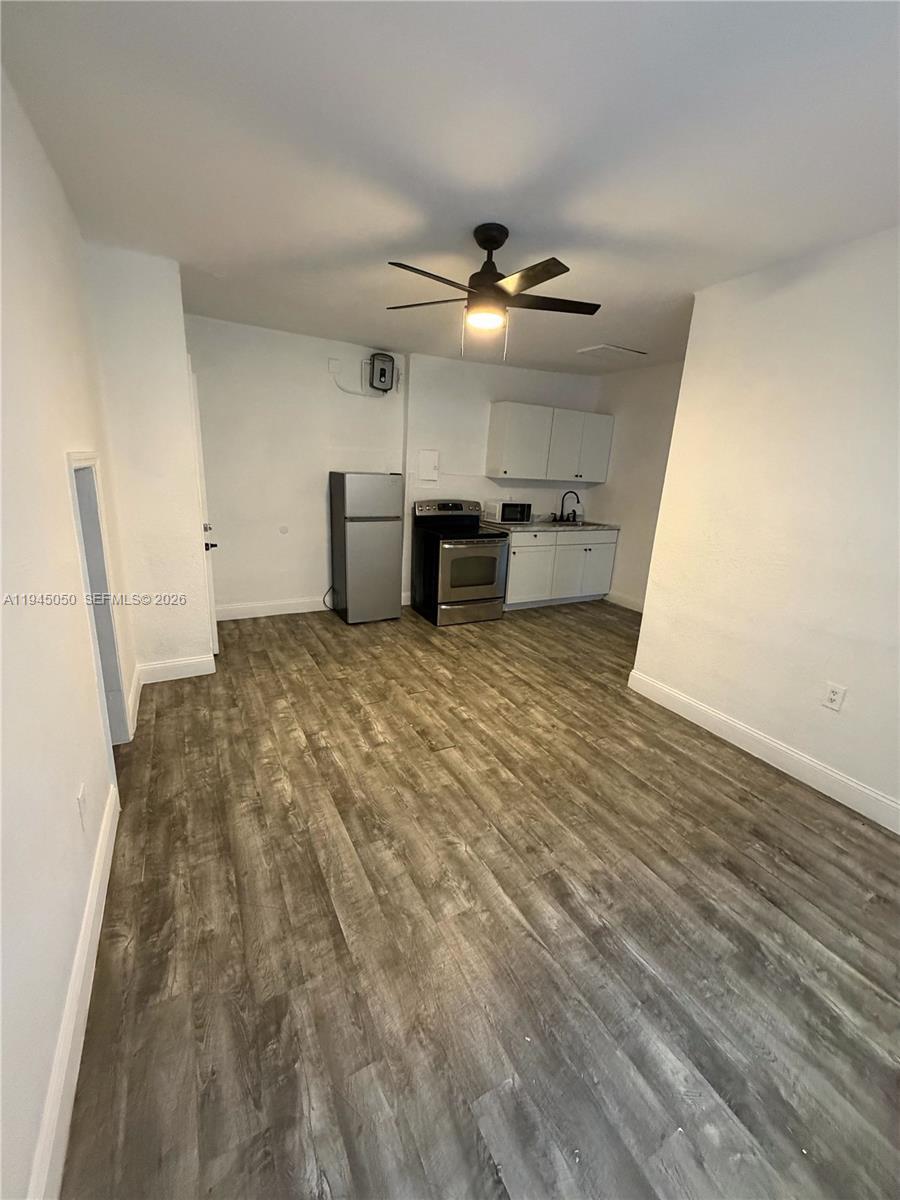 850 NW 2nd St # 4, Miami FL 33128 photo 3