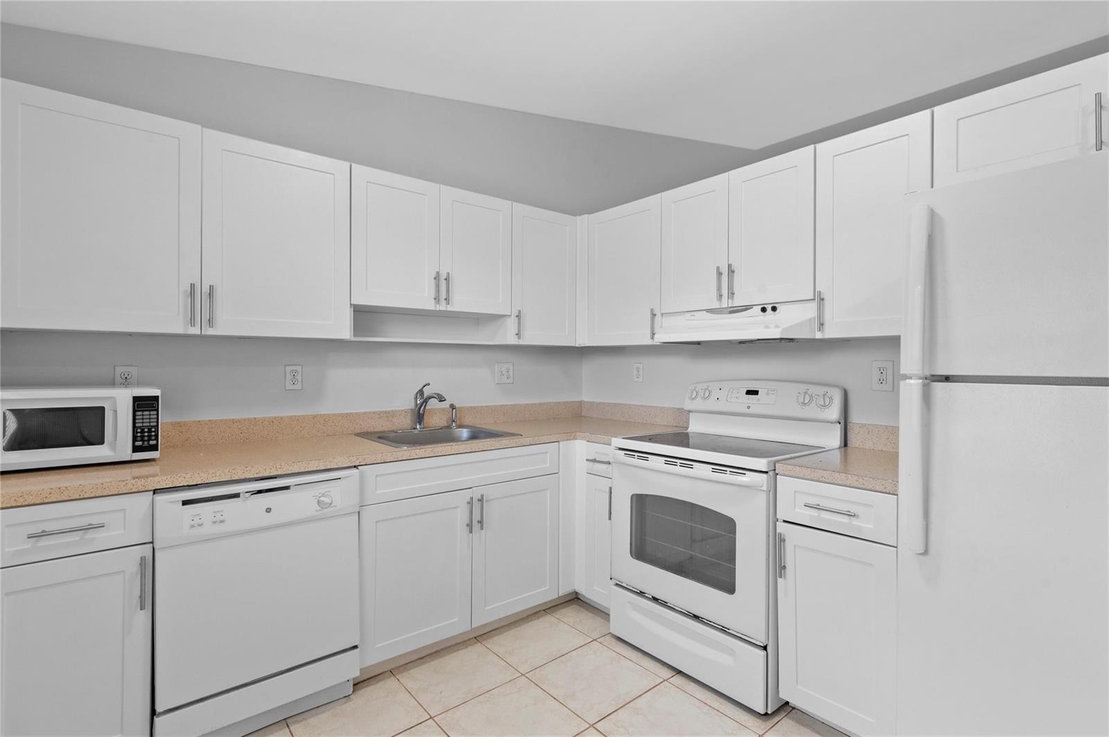 4325 NW 5th Avenue, Deerfield Beach FL 33064 photo 3