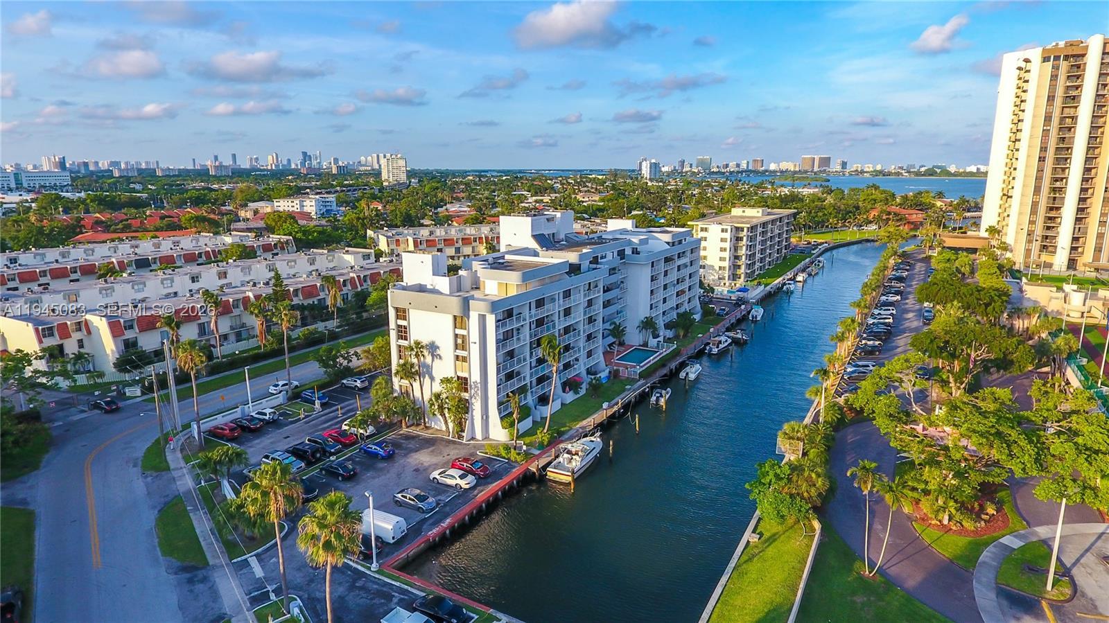 1650 NE 115th St # 505, Miami FL 33181 photo 3