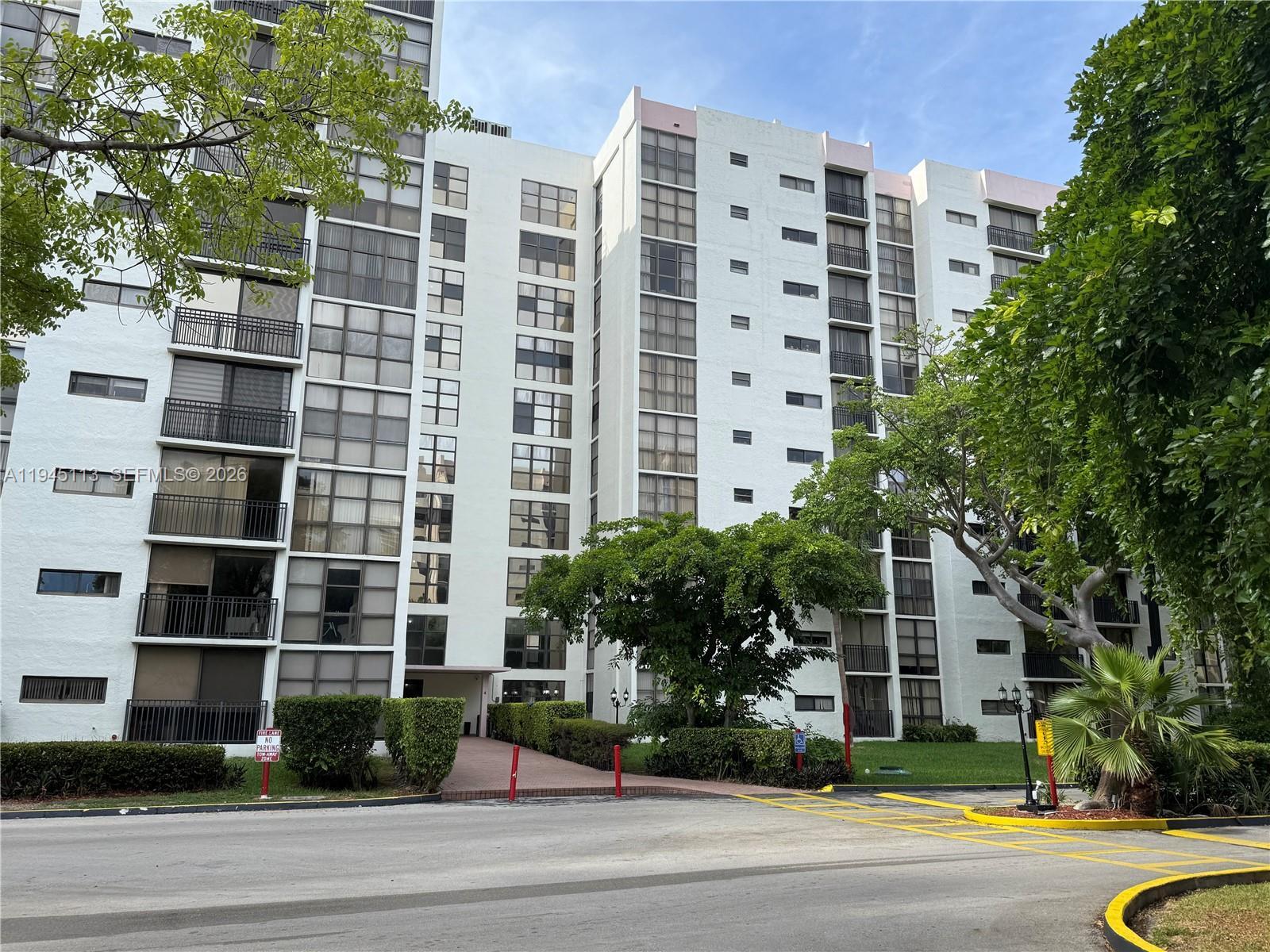 17021 N Bay Rd # 222, Sunny Isles Beach FL 33160
