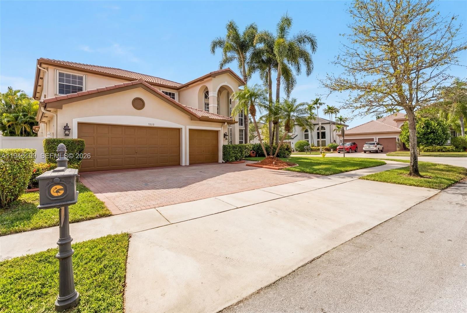 17492 SW 35th St, Miramar FL 33029 photo 3