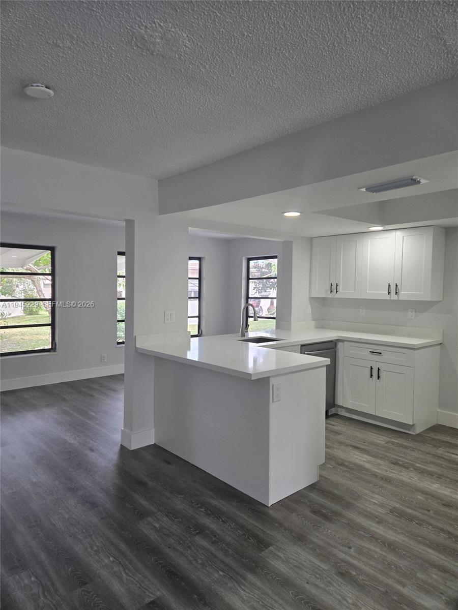6855 NW 9th St, Margate FL 33063 photo 4