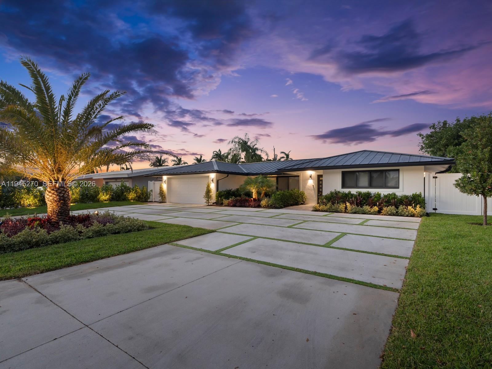 511 SE 14th St, Pompano Beach FL 33060