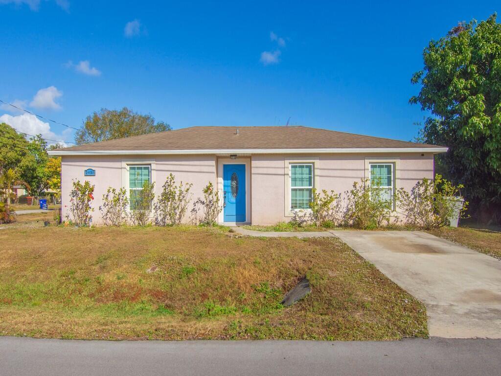 2436 42nd Place, Vero Beach FL 32967 photo 2