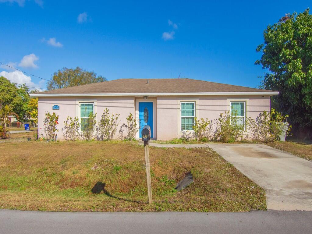 2436 42nd Place, Vero Beach FL 32967