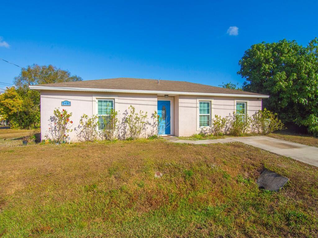 2436 42nd Place, Vero Beach FL 32967 photo 4
