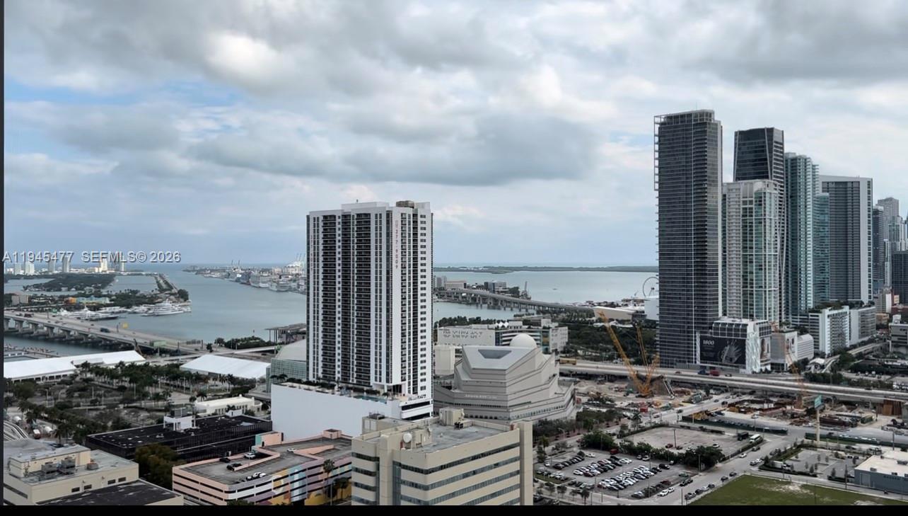 1600 NE 1st Ave # 3010, Miami FL 33132 photo 2