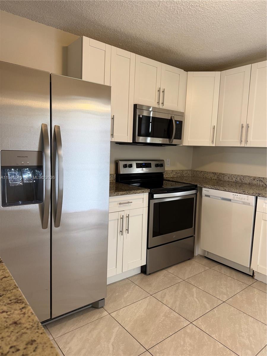 9273 SW 8th St # 411, Boca Raton FL 33428 photo 3