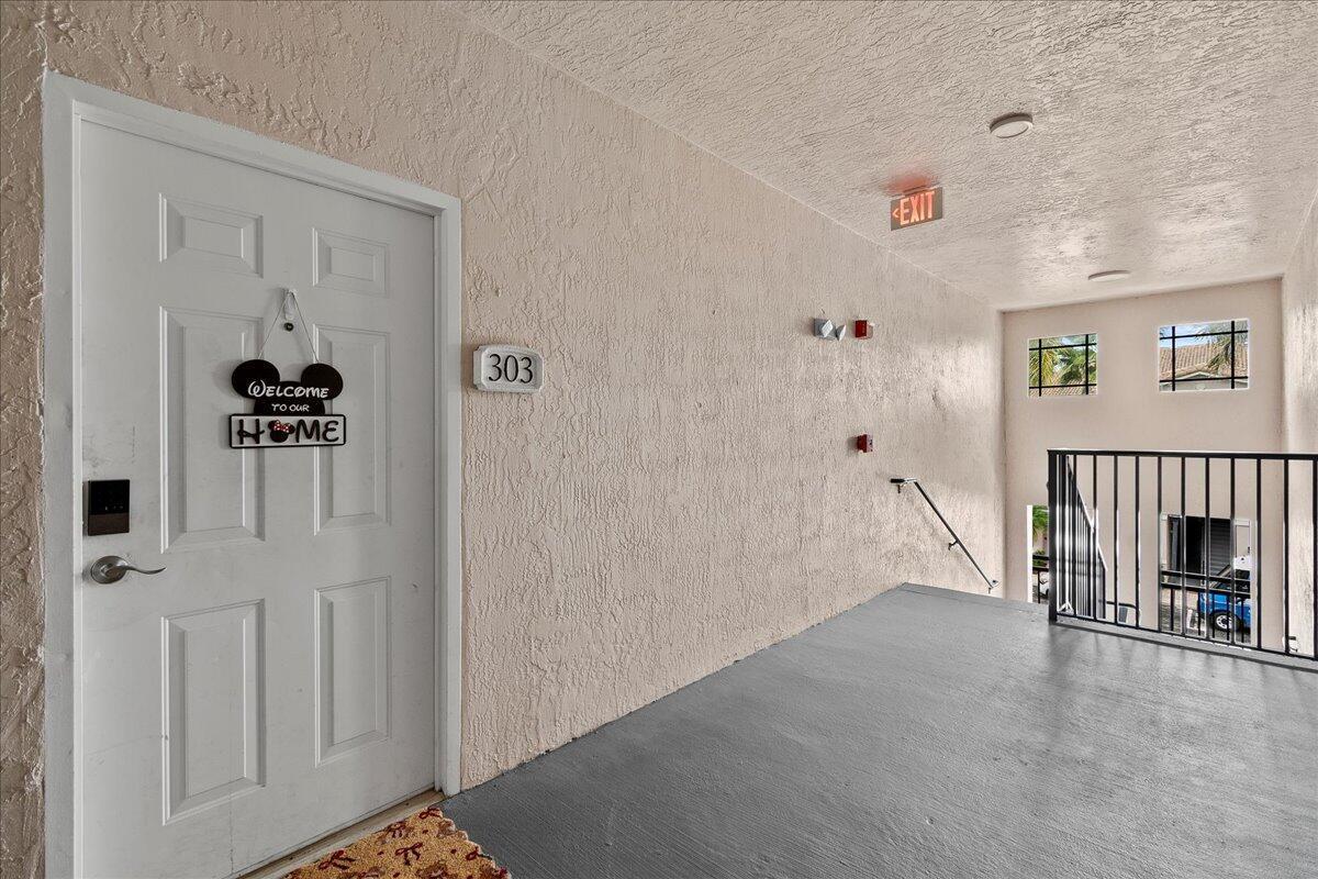 2804 Sarento Place # 303, Palm Beach Gardens FL 33410 photo 2